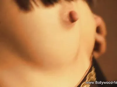 Blonde gratis sex films kijken likt een grote dildo