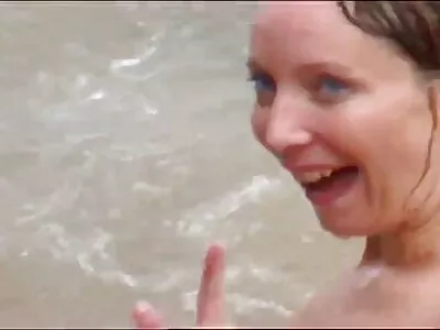 Spelen met zijn harde penis gratis amateur seksfilms