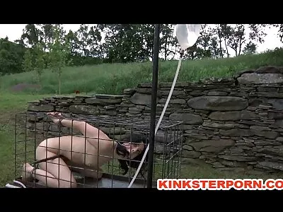 Hete brunette streelt gratis nl porno haar lichaam en heeft seks