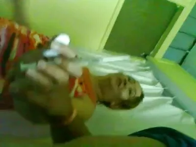 Petite babe neemt een lange lul 123 gratis sexfilms
