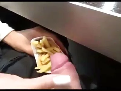 Elke man 123 video porno zou graag zo'n handjob willen