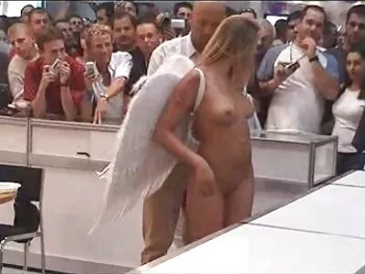 Ik heb mijn stiefzus geneukt, gratis porno kijk waarom niet?